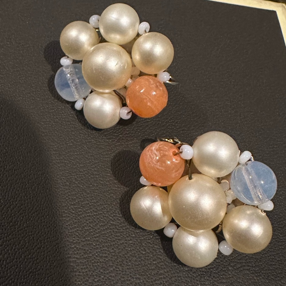 Vintage Marvella Signed Faux Cream Pearl Cluster Bead Flower Clip Earrings